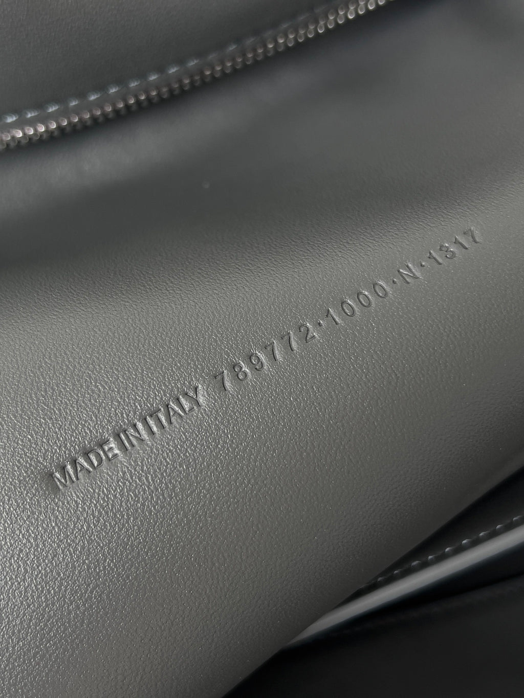 Cloud Grey Medium Balenciaga Rodeo Bag