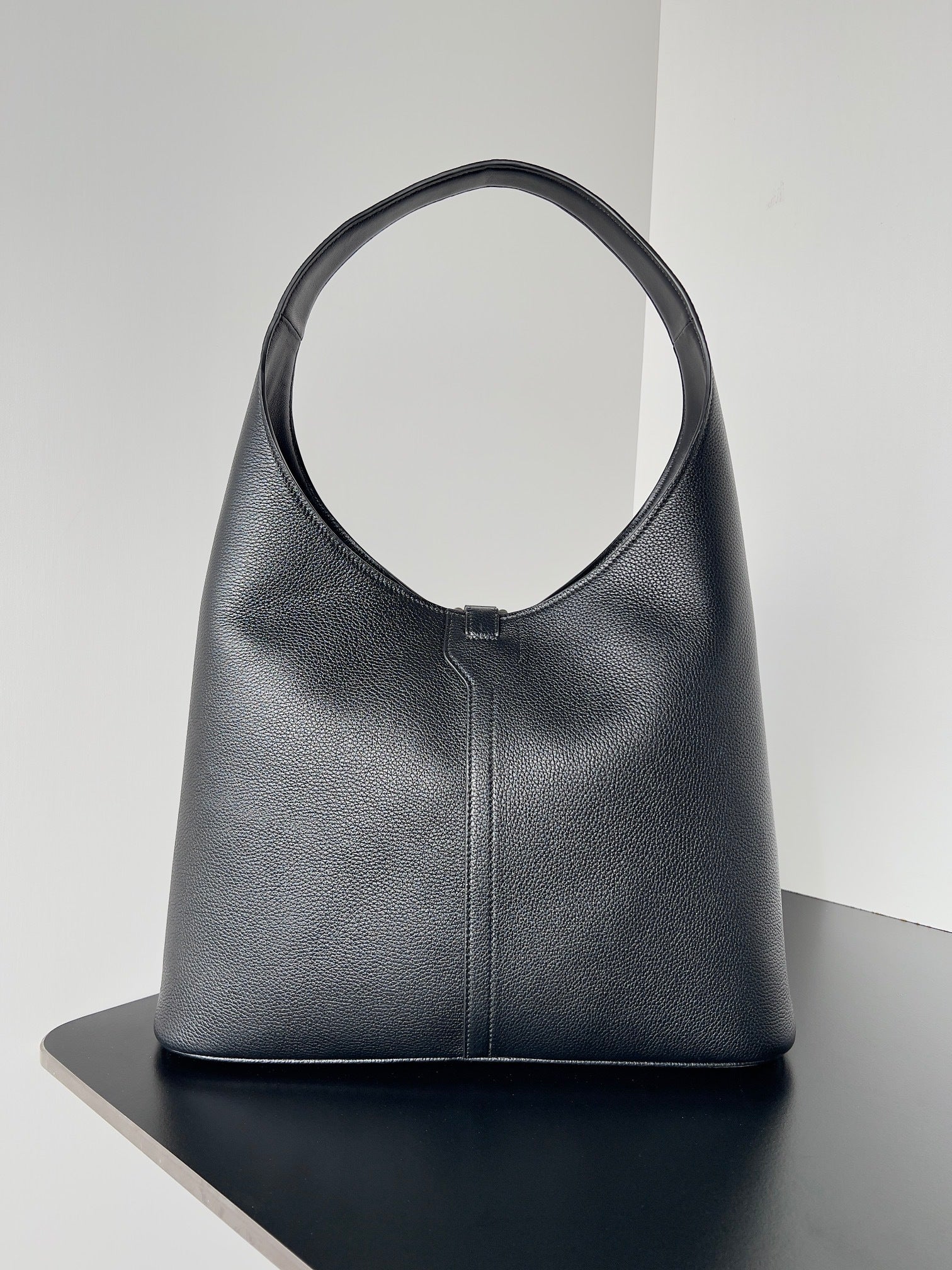 Balenciaga Locker Medium Hobo Shoulder Bag – Black Grained Leather