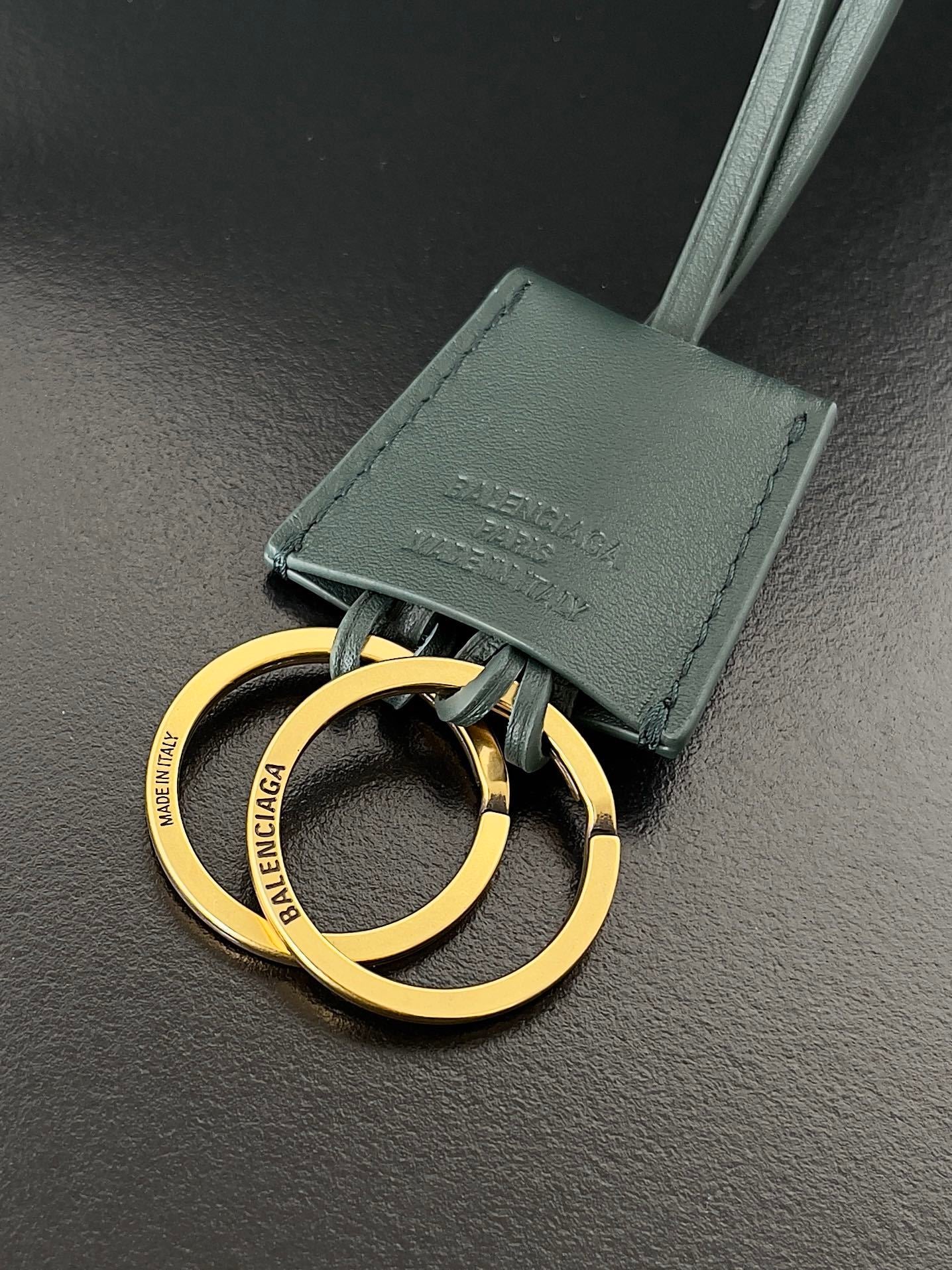 Pine Green Medium Balenciaga Rodeo Bag
