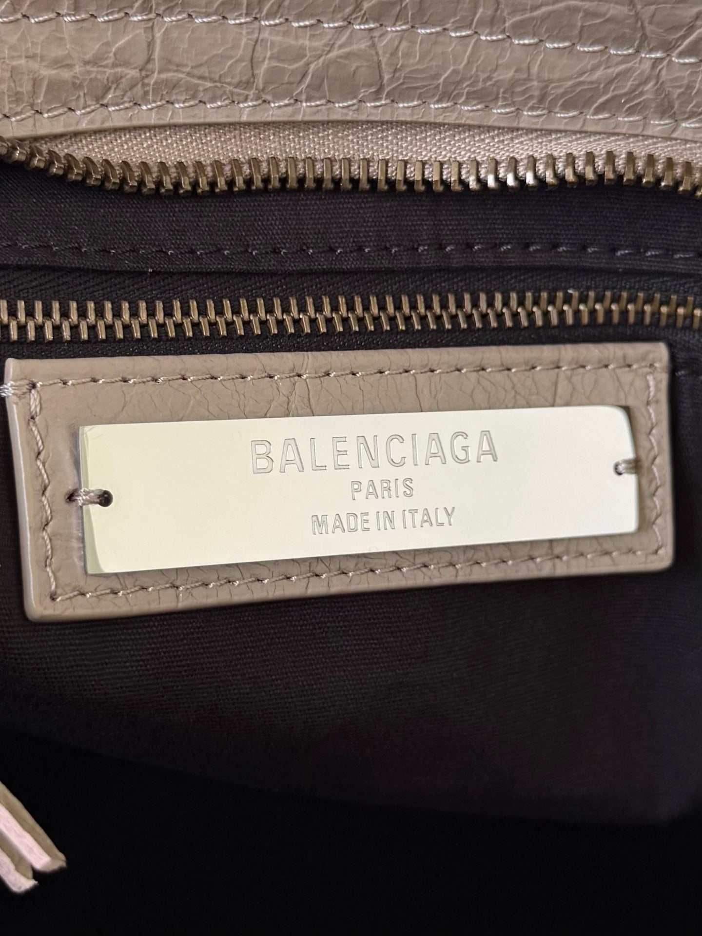 Beige Medium Balenciaga Le City Bag