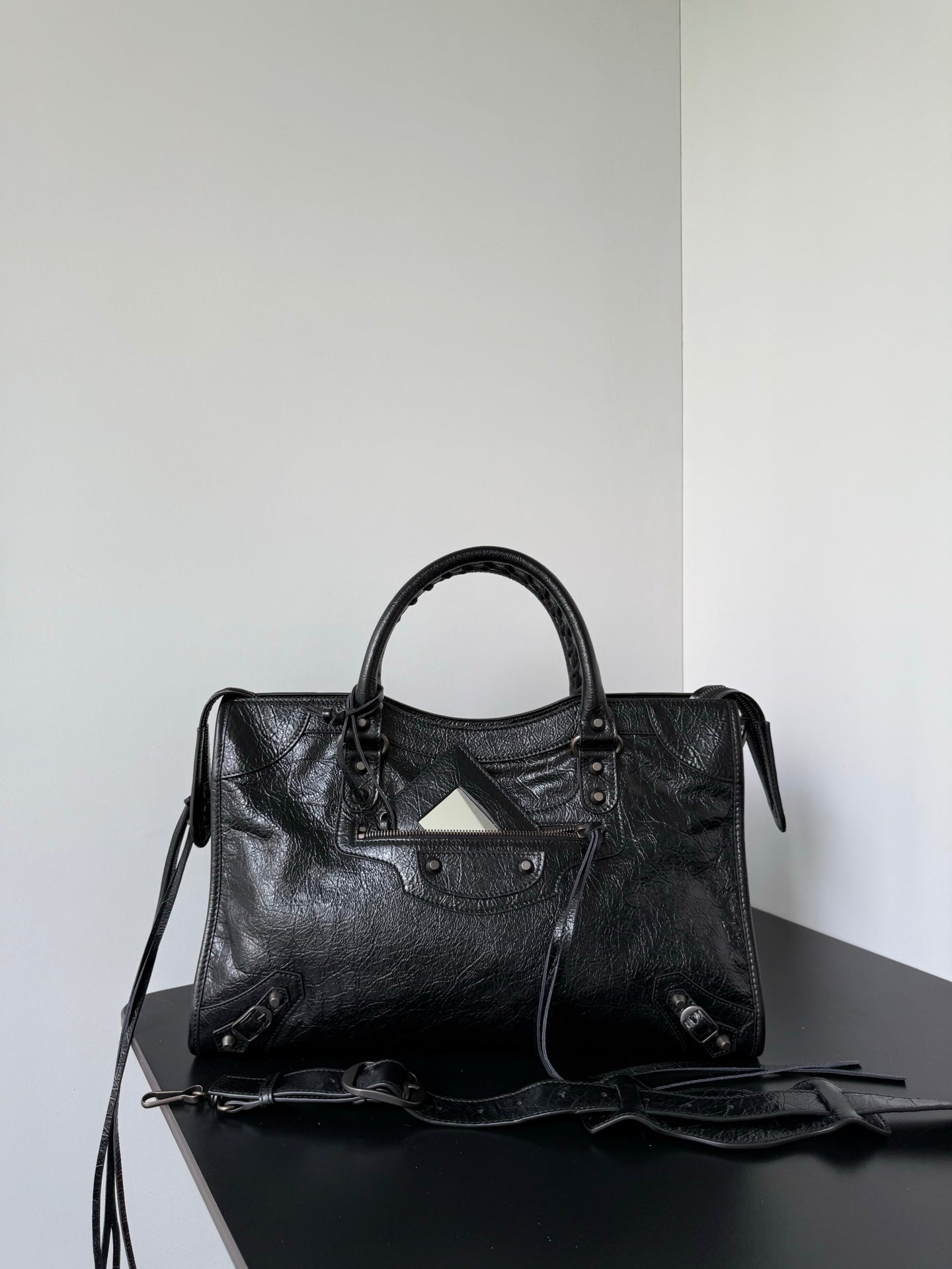 Black Medium Balenciaga Le City Bag