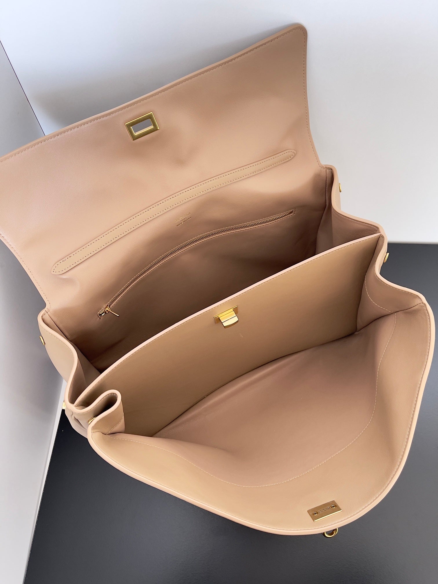 Beige Balenciaga Medium Rodeo Bag