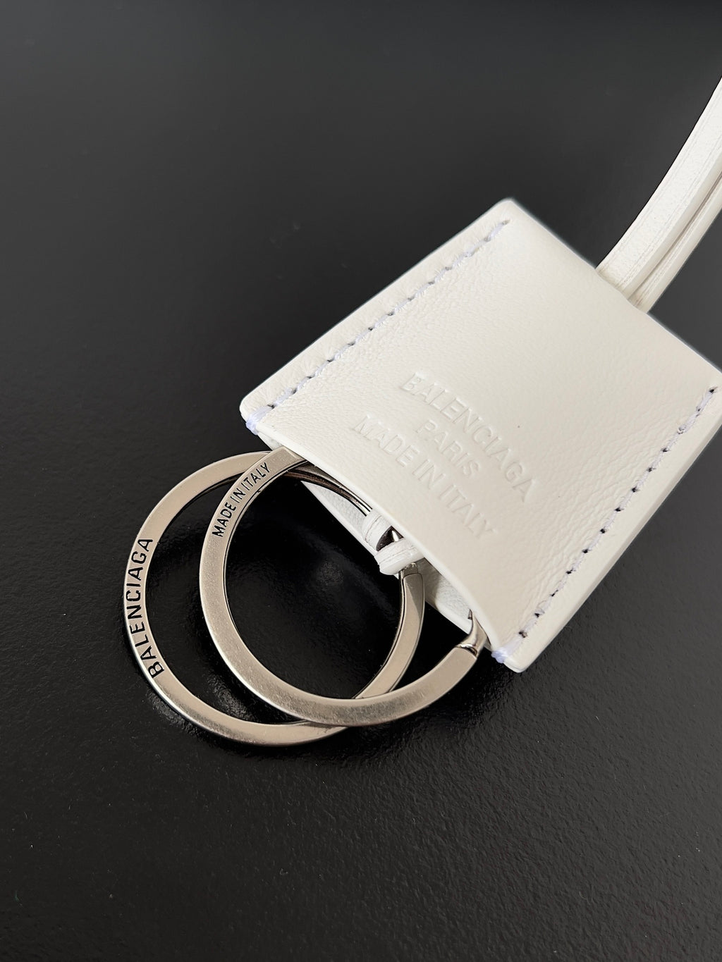 Optic White Medium Balenciaga Rodeo Bag