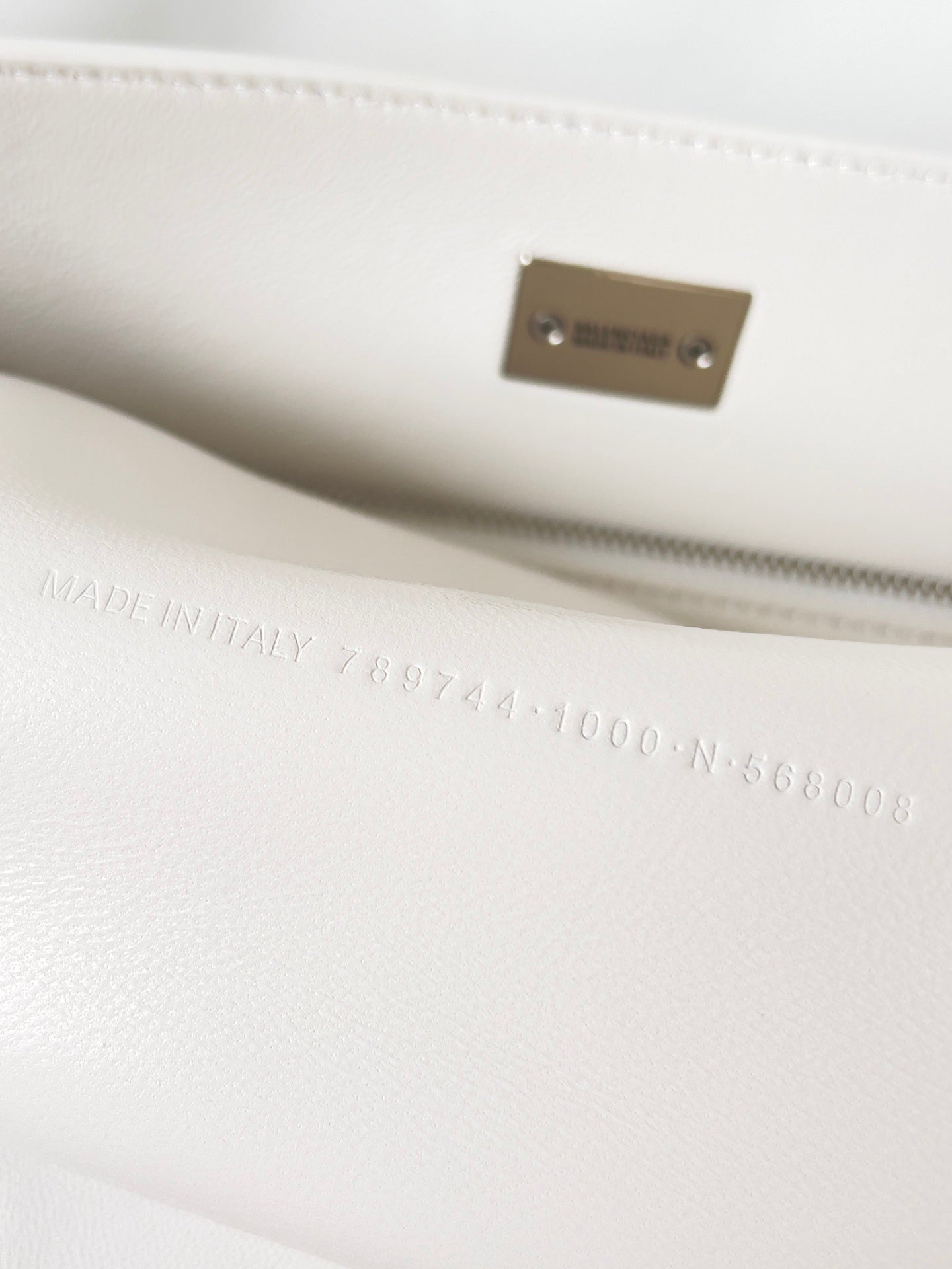 Optic White Medium Balenciaga Rodeo Bag