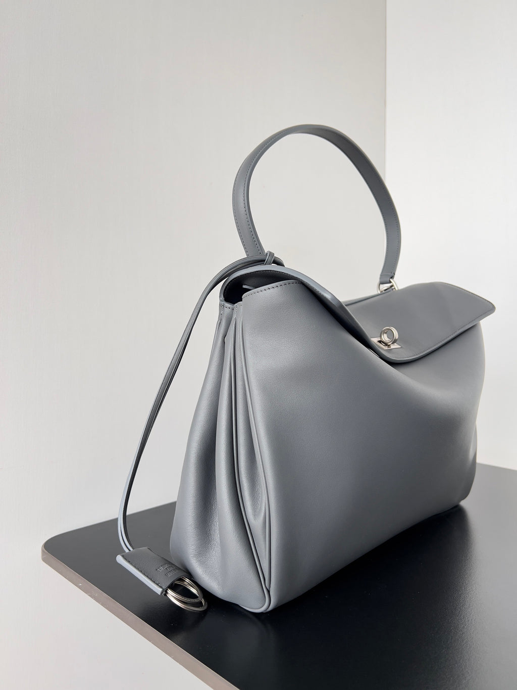 Cloud Grey Medium Balenciaga Rodeo Bag