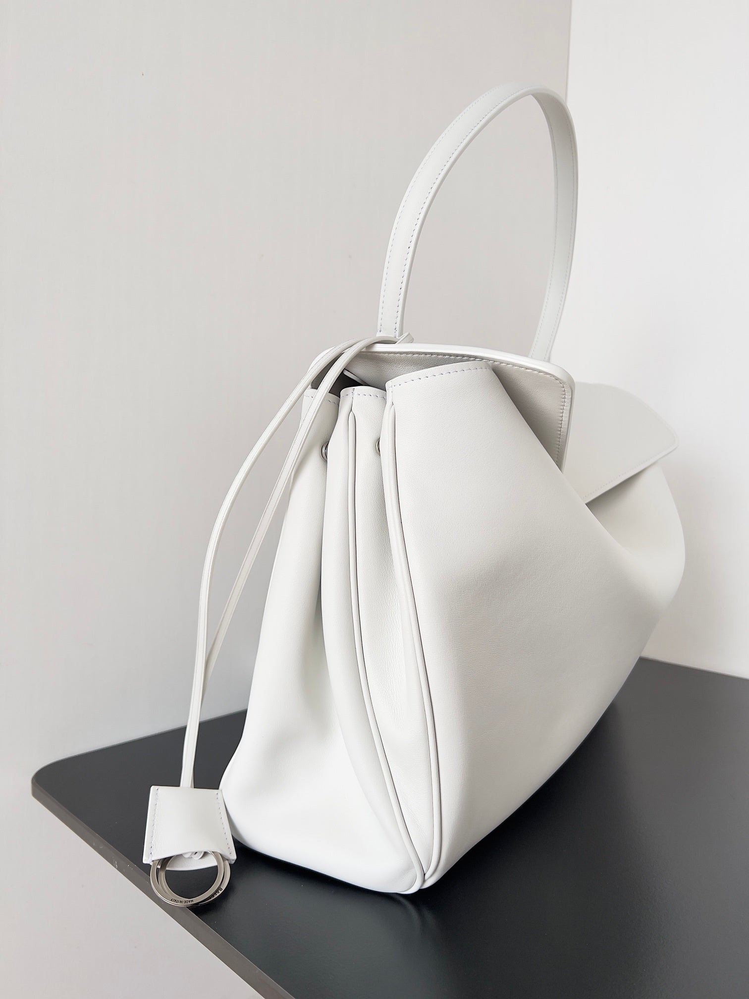 Optic White Medium Balenciaga Rodeo Bag