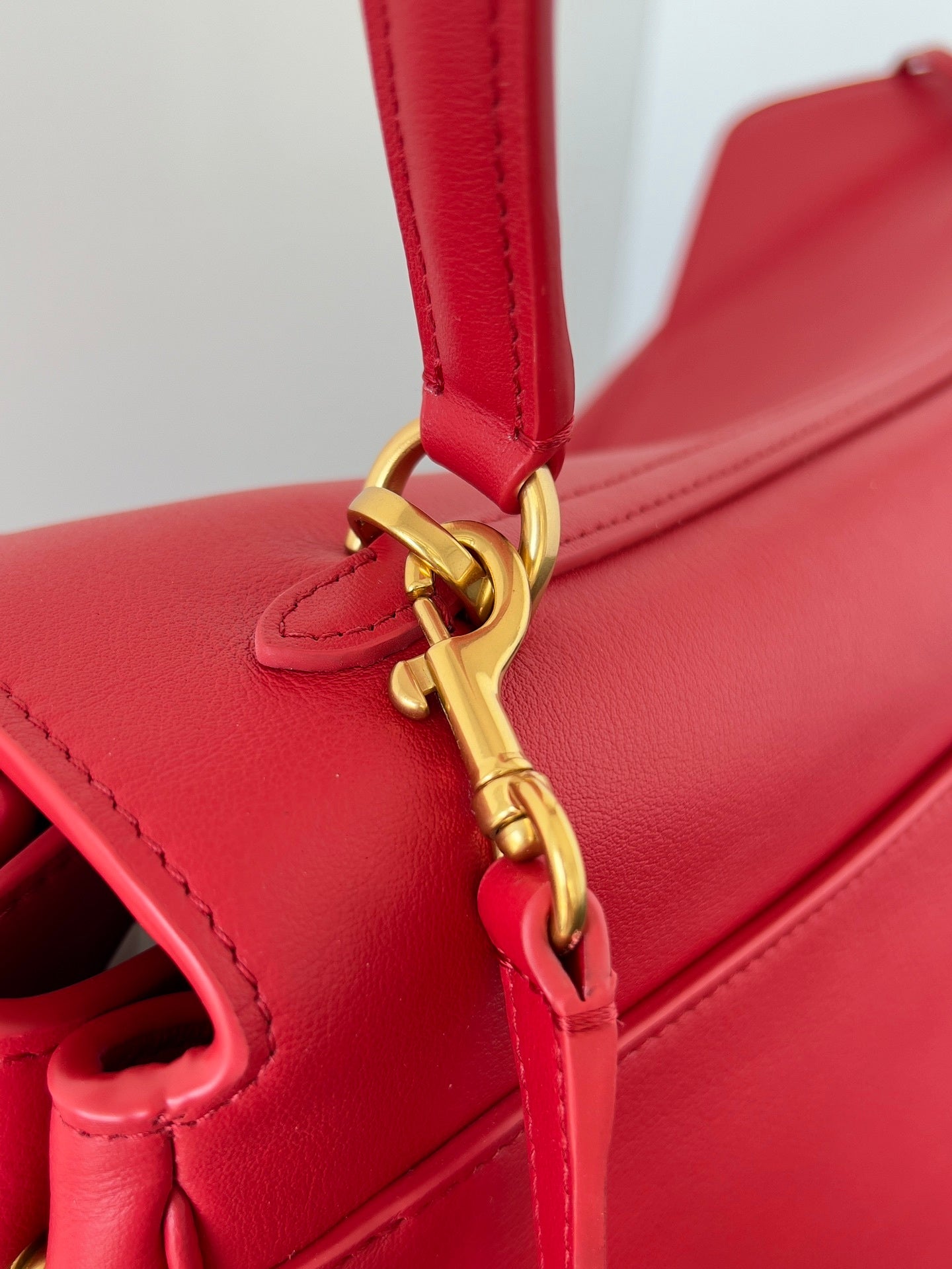 Cherry Red Medium Balenciaga Rodeo Bag