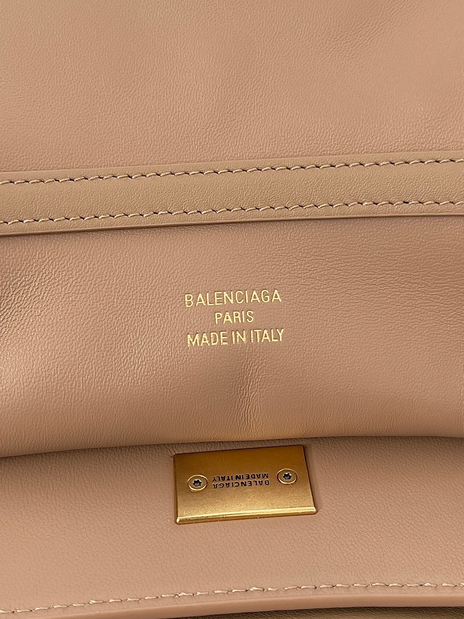 Beige Balenciaga Medium Rodeo Bag