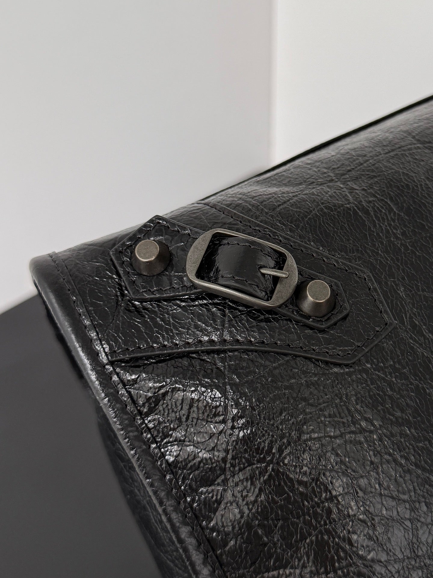 Black Medium Balenciaga Le City Bag