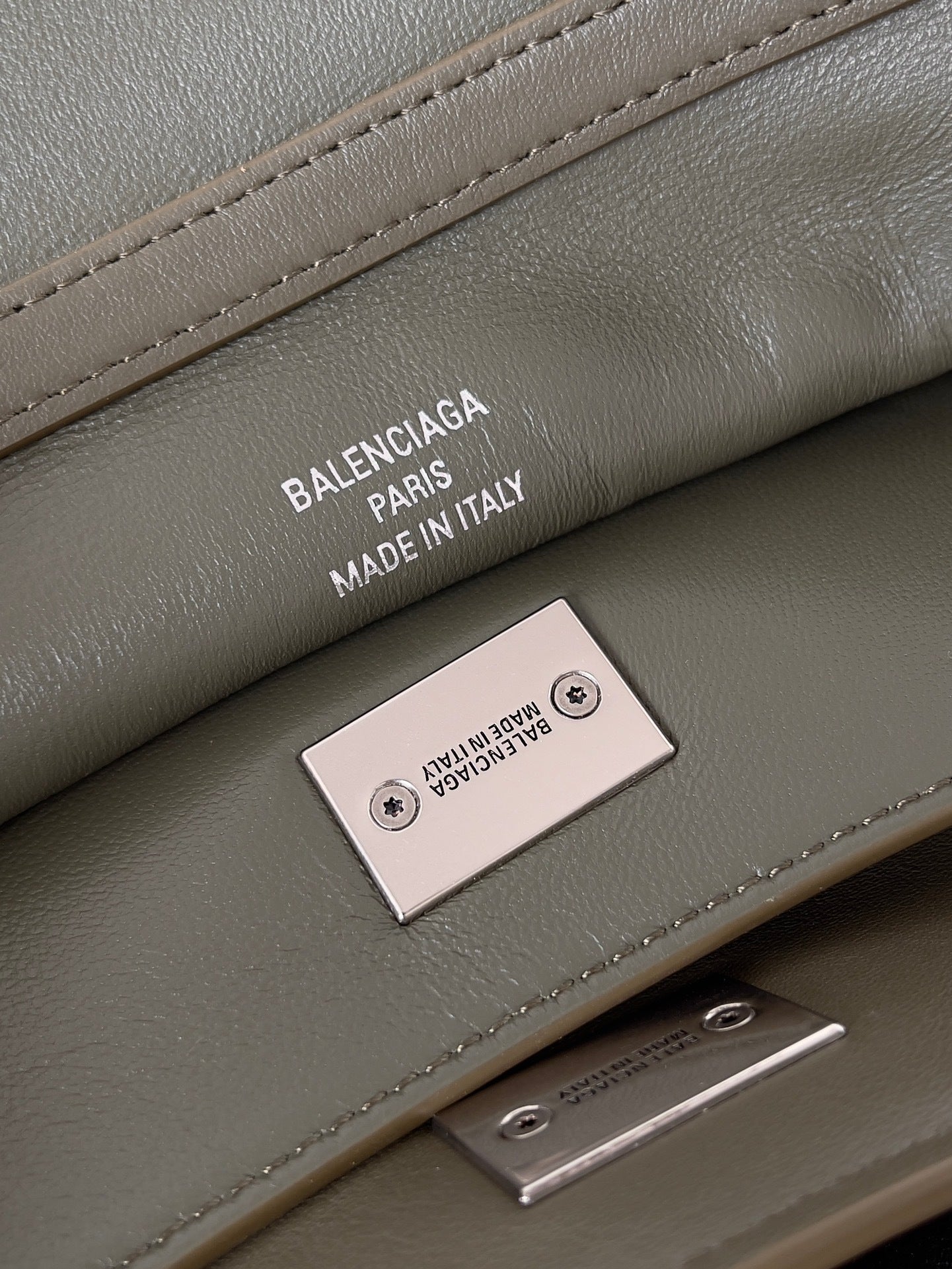 Medium Olive Green Balenciaga Rodeo Bag